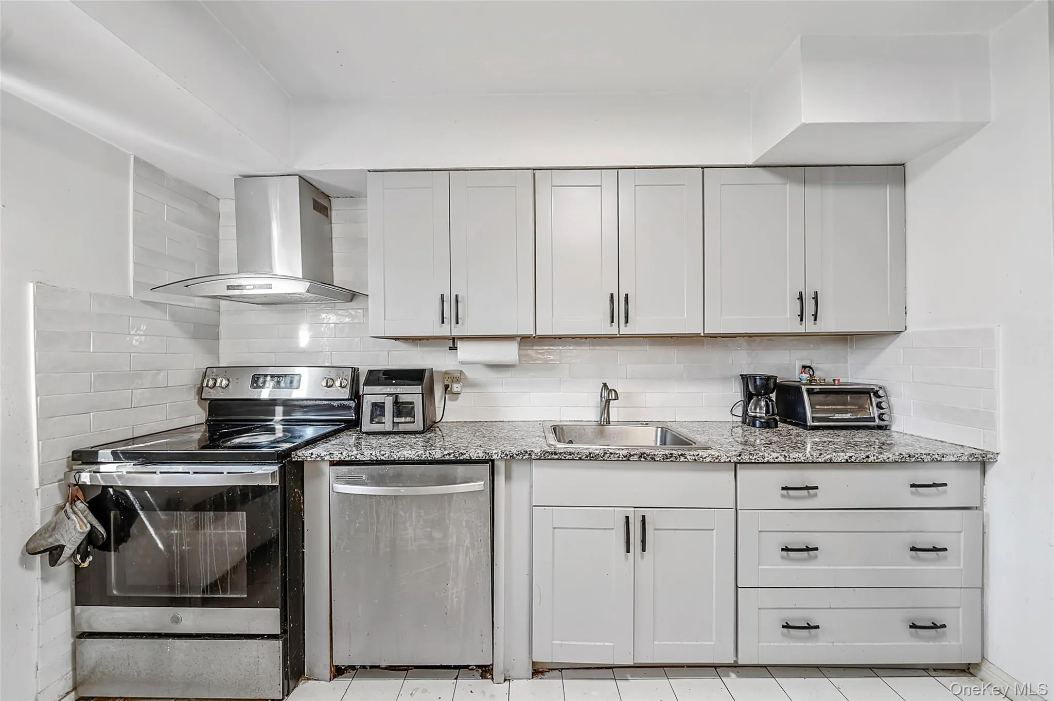 172 walnut, Oyster Bay, NY, 3 Bedrooms Bedrooms, 8 Rooms Rooms,1 BathroomBathrooms,Residential,For Rent,walnut,0,1045460 172 walnut, Oyster Bay, NY, 3 Bedrooms Bedrooms, 8 Rooms Rooms,1 BathroomBathrooms,Residential,For Rent,walnut,0,1045460