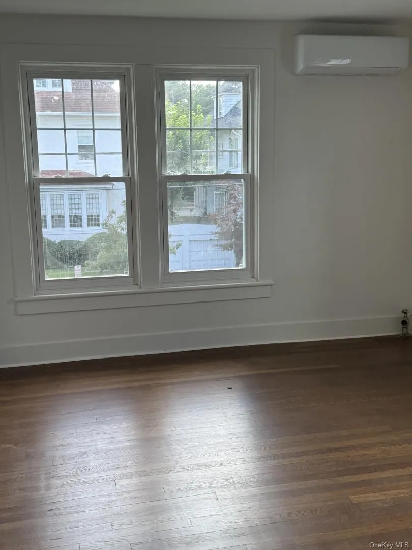 82 Marquand Avenue, Yonkers, NY, 4 Bedrooms Bedrooms, 8 Rooms Rooms,2 BathroomsBathrooms,Residential,For Rent,Marquand,0,1045461 82 Marquand Avenue, Yonkers, NY, 4 Bedrooms Bedrooms, 8 Rooms Rooms,2 BathroomsBathrooms,Residential,For Rent,Marquand,0,1045461