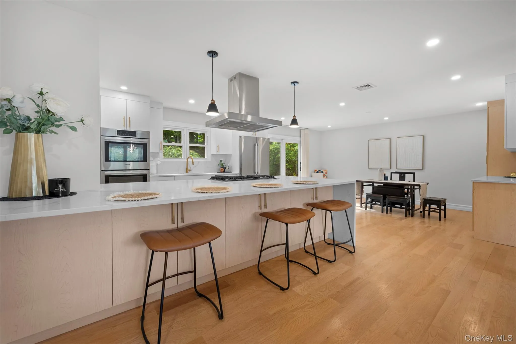20 Chestnut Drive, North Hempstead, NY, 5 Bedrooms Bedrooms, 10 Rooms Rooms,4 BathroomsBathrooms,Residential,For Rent,Chestnut,0,1045469 20 Chestnut Drive, North Hempstead, NY, 5 Bedrooms Bedrooms, 10 Rooms Rooms,4 BathroomsBathrooms,Residential,For Rent,Chestnut,0,1045469