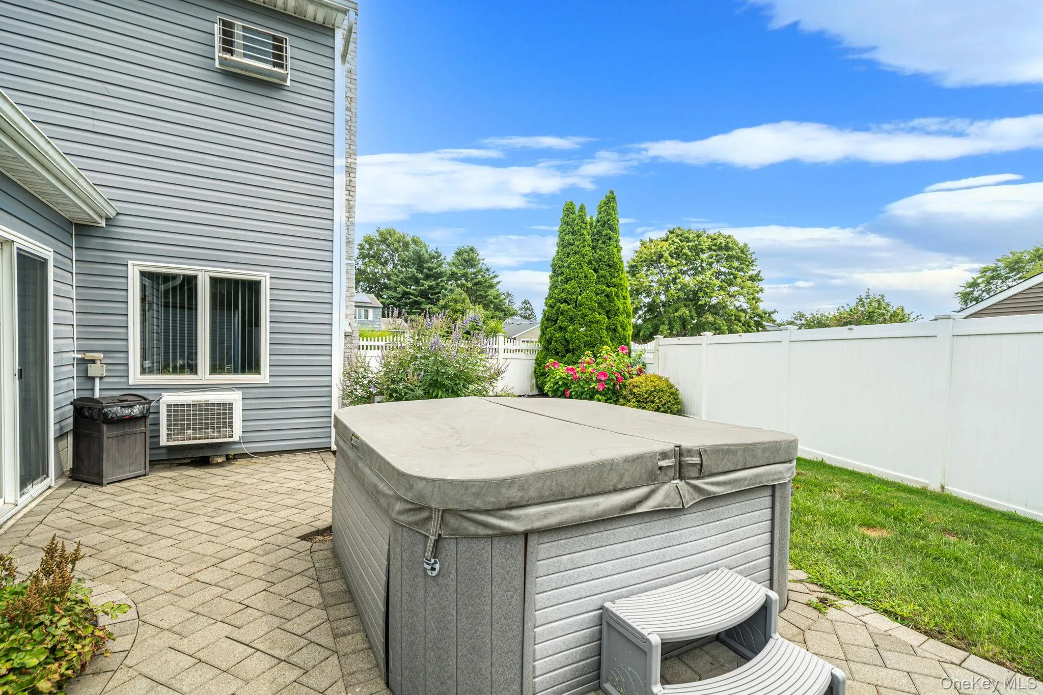 4 Loma Street, Brookhaven, NY, 4 Bedrooms Bedrooms, 8 Rooms Rooms,2 BathroomsBathrooms,Residential,For Rent,Loma,0,1045470 4 Loma Street, Brookhaven, NY, 4 Bedrooms Bedrooms, 8 Rooms Rooms,2 BathroomsBathrooms,Residential,For Rent,Loma,0,1045470