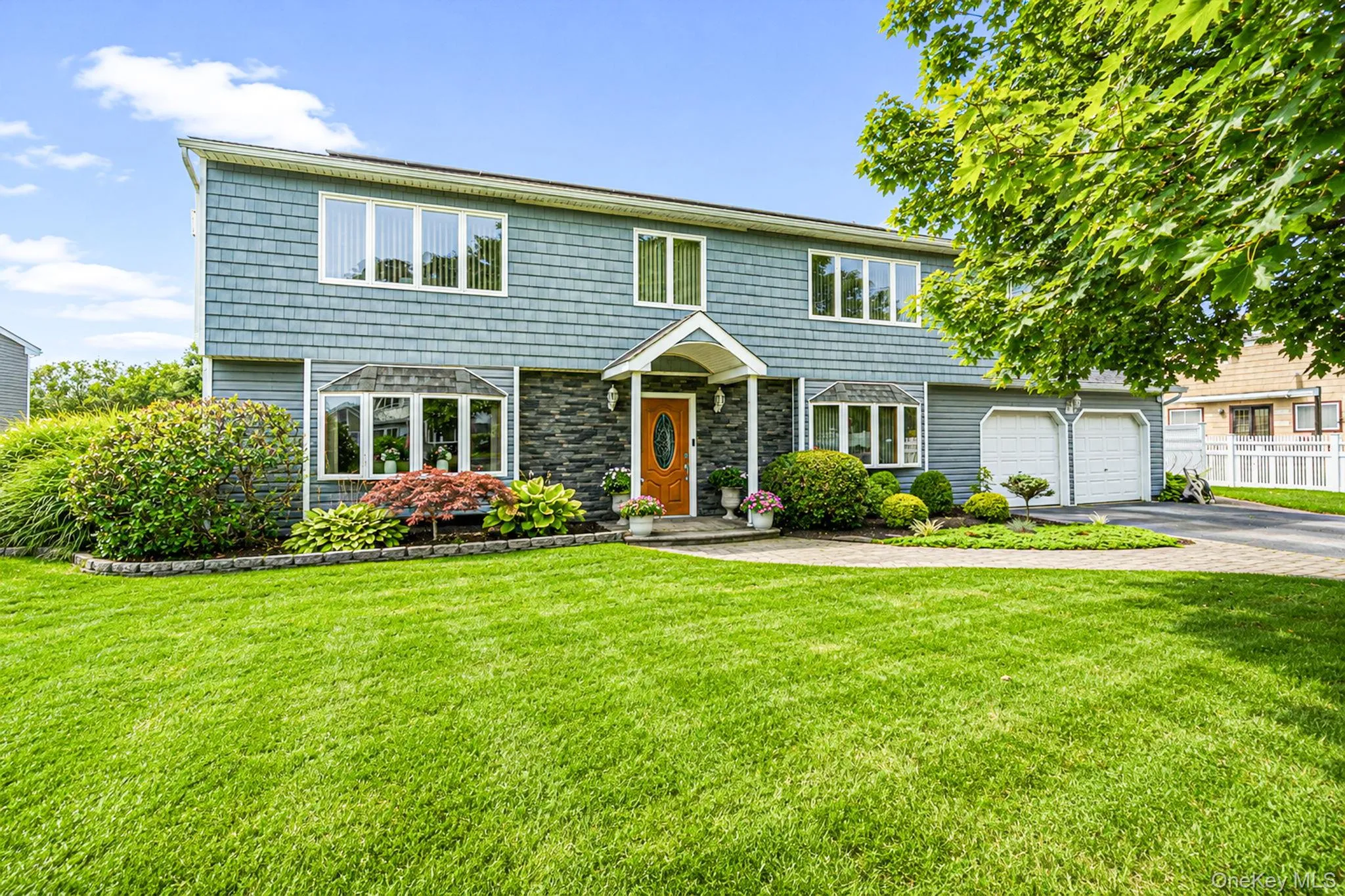 4 Loma Street, Brookhaven, NY, 4 Bedrooms Bedrooms, 8 Rooms Rooms,2 BathroomsBathrooms,Residential,For Rent,Loma,0,1045470 4 Loma Street, Brookhaven, NY, 4 Bedrooms Bedrooms, 8 Rooms Rooms,2 BathroomsBathrooms,Residential,For Rent,Loma,0,1045470