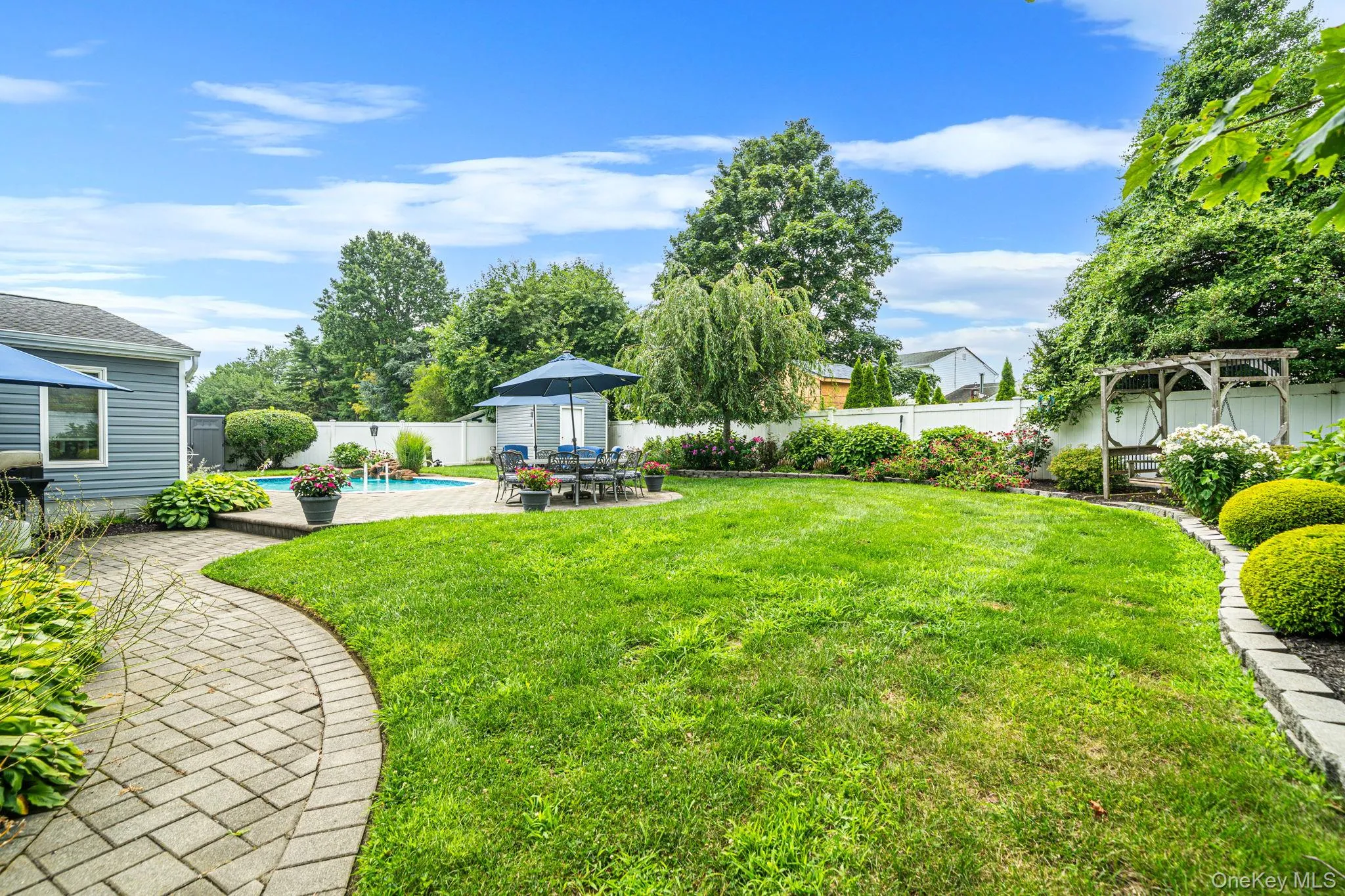4 Loma Street, Brookhaven, NY, 4 Bedrooms Bedrooms, 8 Rooms Rooms,2 BathroomsBathrooms,Residential,For Rent,Loma,0,1045470 4 Loma Street, Brookhaven, NY, 4 Bedrooms Bedrooms, 8 Rooms Rooms,2 BathroomsBathrooms,Residential,For Rent,Loma,0,1045470