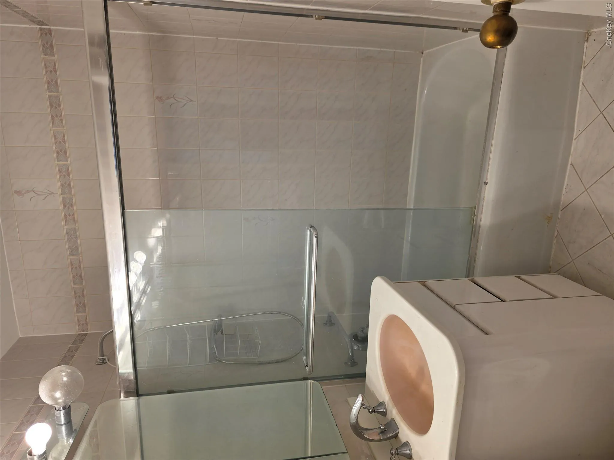 110-11 Queens Blvd, New York, NY, 2 Bedrooms Bedrooms, 5 Rooms Rooms,1 BathroomBathrooms,Residential,For Rent,Queens Blvd,0,1045471 110-11 Queens Blvd, New York, NY, 2 Bedrooms Bedrooms, 5 Rooms Rooms,1 BathroomBathrooms,Residential,For Rent,Queens Blvd,0,1045471