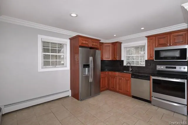 55 Park Avenue, Babylon, NY, 2 Bedrooms Bedrooms, 8 Rooms Rooms,1 BathroomBathrooms,Residential Lease,For Rent,Park,0,1045476 55 Park Avenue, Babylon, NY, 2 Bedrooms Bedrooms, 8 Rooms Rooms,1 BathroomBathrooms,Residential Lease,For Rent,Park,0,1045476