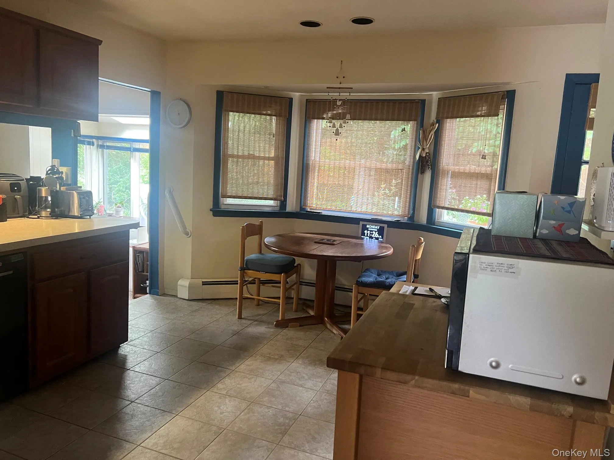 40 Laurel Drive, Brookhaven, NY, 3 Bedrooms Bedrooms, 6 Rooms Rooms,1 BathroomBathrooms,Residential,For Rent,Laurel,0,1045478 40 Laurel Drive, Brookhaven, NY, 3 Bedrooms Bedrooms, 6 Rooms Rooms,1 BathroomBathrooms,Residential,For Rent,Laurel,0,1045478