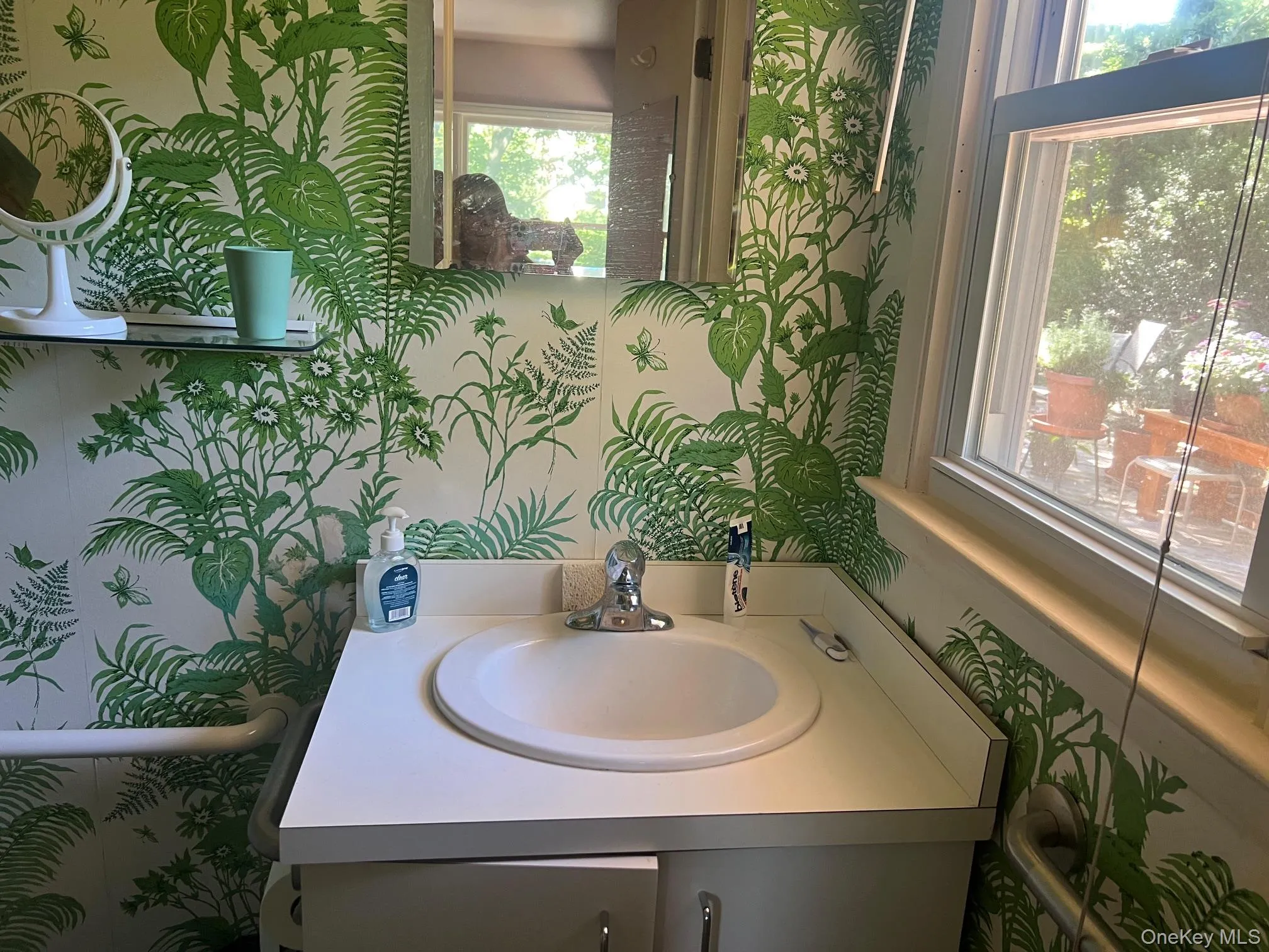 40 Laurel Drive, Brookhaven, NY, 3 Bedrooms Bedrooms, 6 Rooms Rooms,1 BathroomBathrooms,Residential,For Rent,Laurel,0,1045478 40 Laurel Drive, Brookhaven, NY, 3 Bedrooms Bedrooms, 6 Rooms Rooms,1 BathroomBathrooms,Residential,For Rent,Laurel,0,1045478