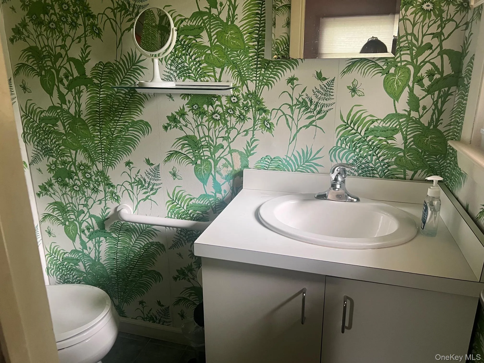 40 Laurel Drive, Brookhaven, NY, 3 Bedrooms Bedrooms, 6 Rooms Rooms,1 BathroomBathrooms,Residential,For Rent,Laurel,0,1045478 40 Laurel Drive, Brookhaven, NY, 3 Bedrooms Bedrooms, 6 Rooms Rooms,1 BathroomBathrooms,Residential,For Rent,Laurel,0,1045478