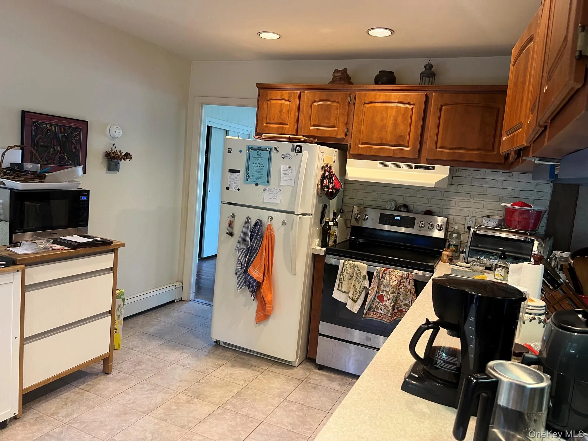 40 Laurel Drive, Brookhaven, NY, 3 Bedrooms Bedrooms, 6 Rooms Rooms,1 BathroomBathrooms,Residential,For Rent,Laurel,0,1045478 40 Laurel Drive, Brookhaven, NY, 3 Bedrooms Bedrooms, 6 Rooms Rooms,1 BathroomBathrooms,Residential,For Rent,Laurel,0,1045478
