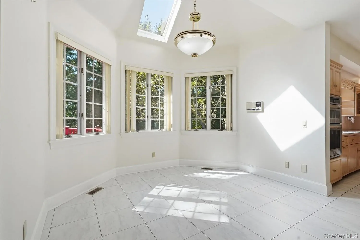 7 Dallas Drive, Poughkeepsie (town), NY, 5 Bedrooms Bedrooms, 9 Rooms Rooms,3 BathroomsBathrooms,Residential,For Rent,Dallas,0,1045480 7 Dallas Drive, Poughkeepsie (town), NY, 5 Bedrooms Bedrooms, 9 Rooms Rooms,3 BathroomsBathrooms,Residential,For Rent,Dallas,0,1045480