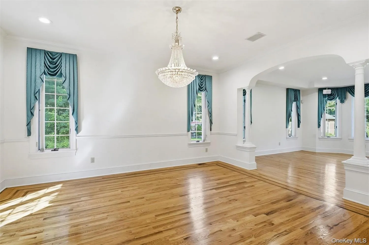 7 Dallas Drive, Poughkeepsie (town), NY, 5 Bedrooms Bedrooms, 9 Rooms Rooms,3 BathroomsBathrooms,Residential,For Rent,Dallas,0,1045480 7 Dallas Drive, Poughkeepsie (town), NY, 5 Bedrooms Bedrooms, 9 Rooms Rooms,3 BathroomsBathrooms,Residential,For Rent,Dallas,0,1045480
