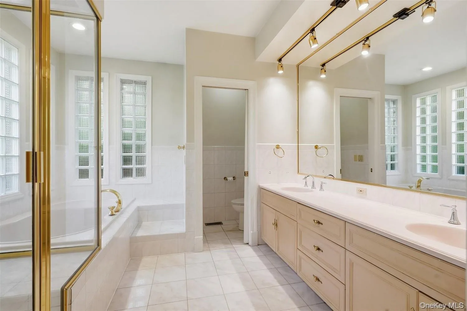 7 Dallas Drive, Poughkeepsie (town), NY, 5 Bedrooms Bedrooms, 9 Rooms Rooms,3 BathroomsBathrooms,Residential,For Rent,Dallas,0,1045480 7 Dallas Drive, Poughkeepsie (town), NY, 5 Bedrooms Bedrooms, 9 Rooms Rooms,3 BathroomsBathrooms,Residential,For Rent,Dallas,0,1045480