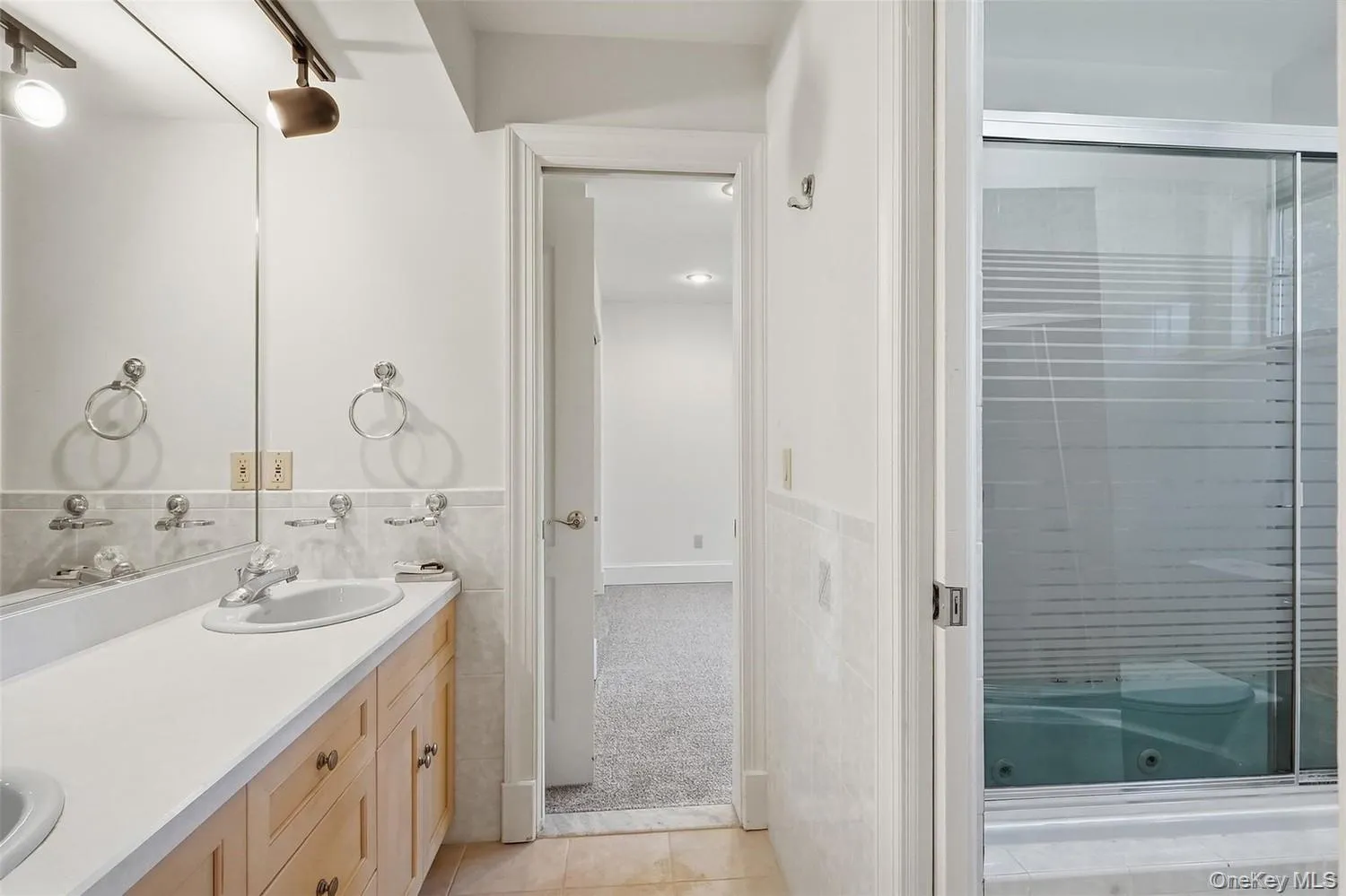 7 Dallas Drive, Poughkeepsie (town), NY, 5 Bedrooms Bedrooms, 9 Rooms Rooms,3 BathroomsBathrooms,Residential,For Rent,Dallas,0,1045480 7 Dallas Drive, Poughkeepsie (town), NY, 5 Bedrooms Bedrooms, 9 Rooms Rooms,3 BathroomsBathrooms,Residential,For Rent,Dallas,0,1045480