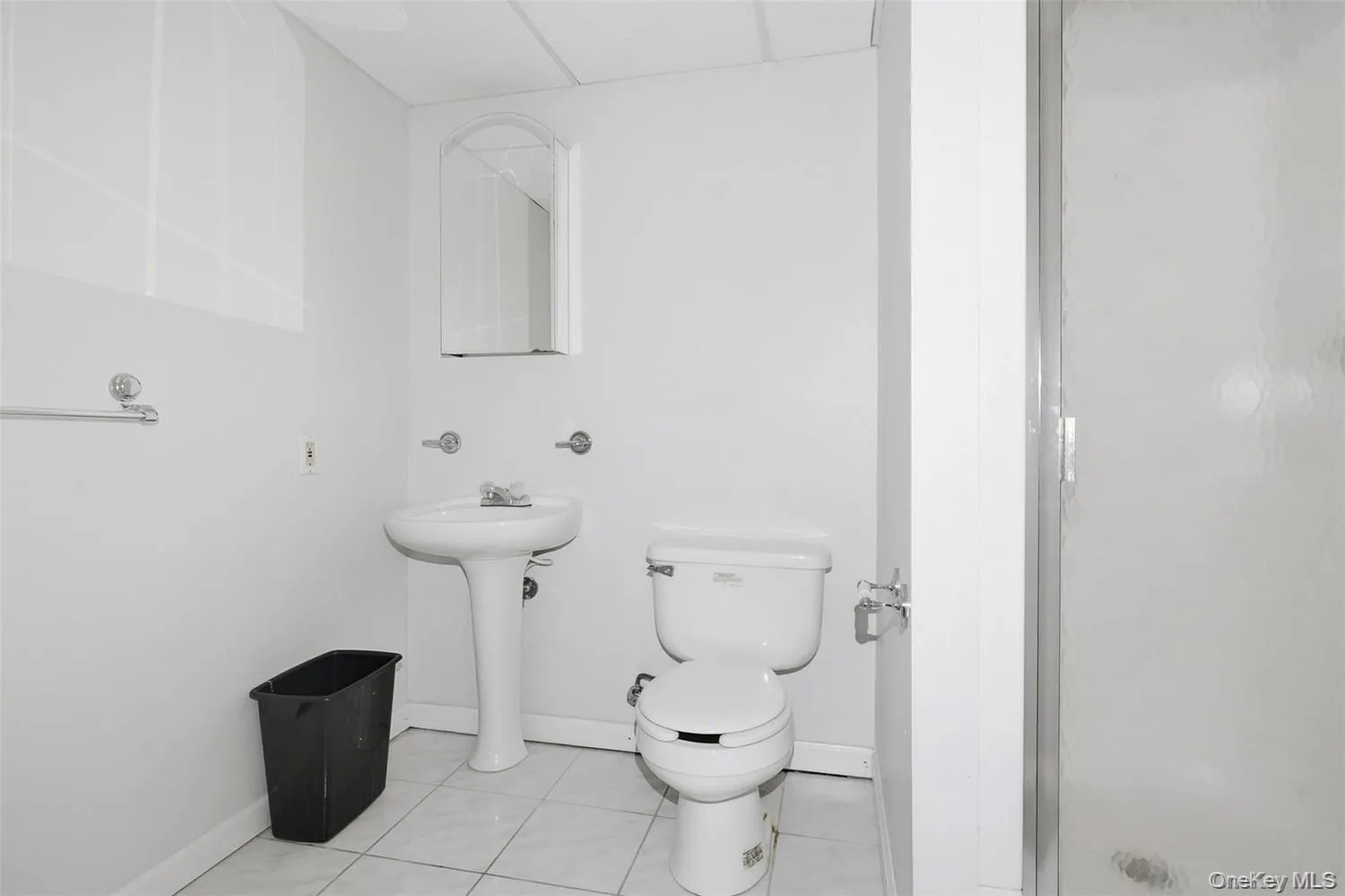 7 Dallas Drive, Poughkeepsie (town), NY, 5 Bedrooms Bedrooms, 9 Rooms Rooms,3 BathroomsBathrooms,Residential,For Rent,Dallas,0,1045480 7 Dallas Drive, Poughkeepsie (town), NY, 5 Bedrooms Bedrooms, 9 Rooms Rooms,3 BathroomsBathrooms,Residential,For Rent,Dallas,0,1045480