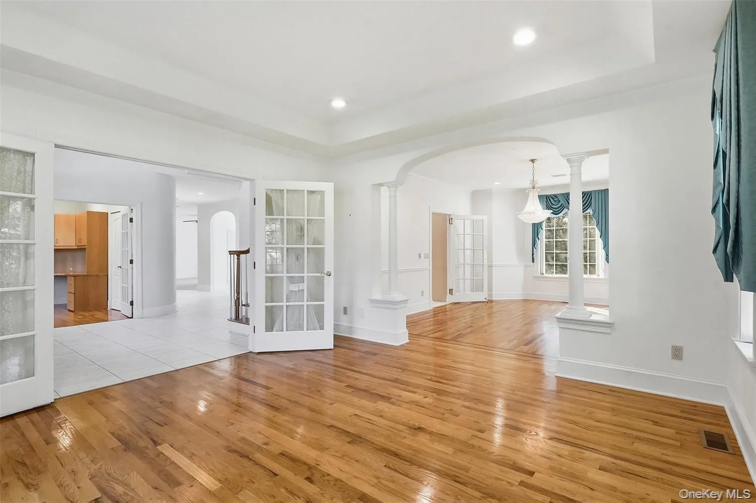 7 Dallas Drive, Poughkeepsie (town), NY, 5 Bedrooms Bedrooms, 9 Rooms Rooms,3 BathroomsBathrooms,Residential,For Rent,Dallas,0,1045480 7 Dallas Drive, Poughkeepsie (town), NY, 5 Bedrooms Bedrooms, 9 Rooms Rooms,3 BathroomsBathrooms,Residential,For Rent,Dallas,0,1045480