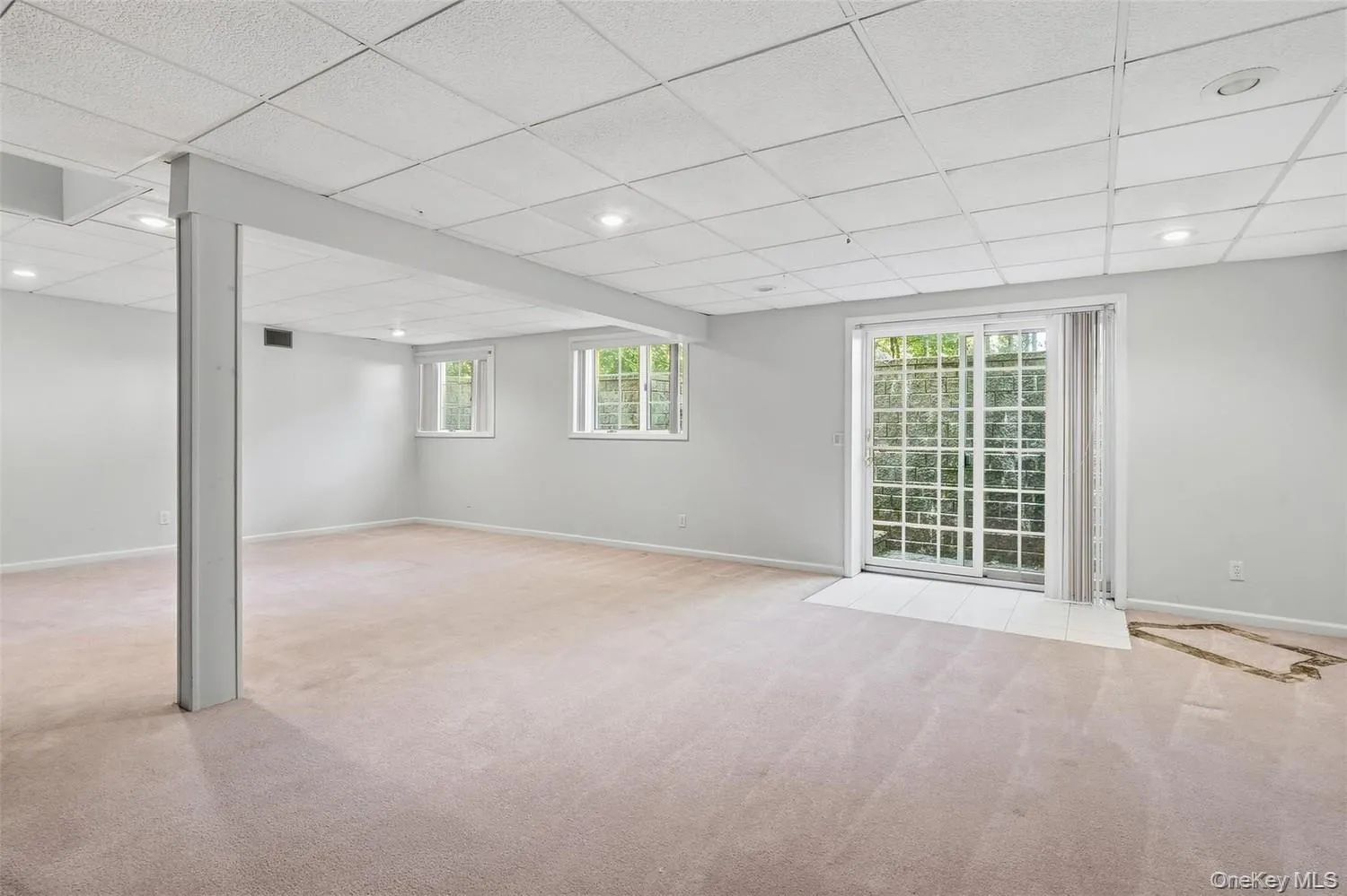 7 Dallas Drive, Poughkeepsie (town), NY, 5 Bedrooms Bedrooms, 9 Rooms Rooms,3 BathroomsBathrooms,Residential,For Rent,Dallas,0,1045480 7 Dallas Drive, Poughkeepsie (town), NY, 5 Bedrooms Bedrooms, 9 Rooms Rooms,3 BathroomsBathrooms,Residential,For Rent,Dallas,0,1045480