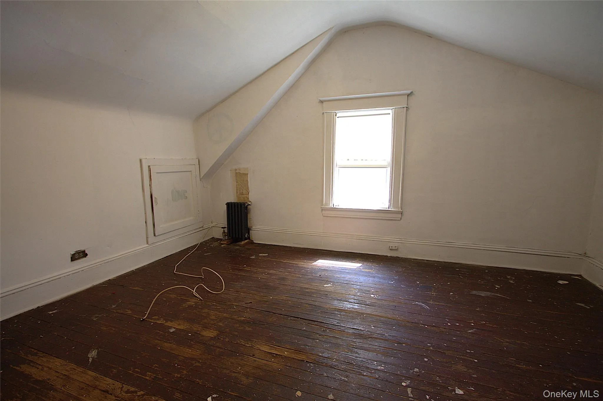86-36 96th Street, New York, NY, 4 Bedrooms Bedrooms, 7 Rooms Rooms,1 BathroomBathrooms,Residential,For Rent,96th,0,1045482 86-36 96th Street, New York, NY, 4 Bedrooms Bedrooms, 7 Rooms Rooms,1 BathroomBathrooms,Residential,For Rent,96th,0,1045482