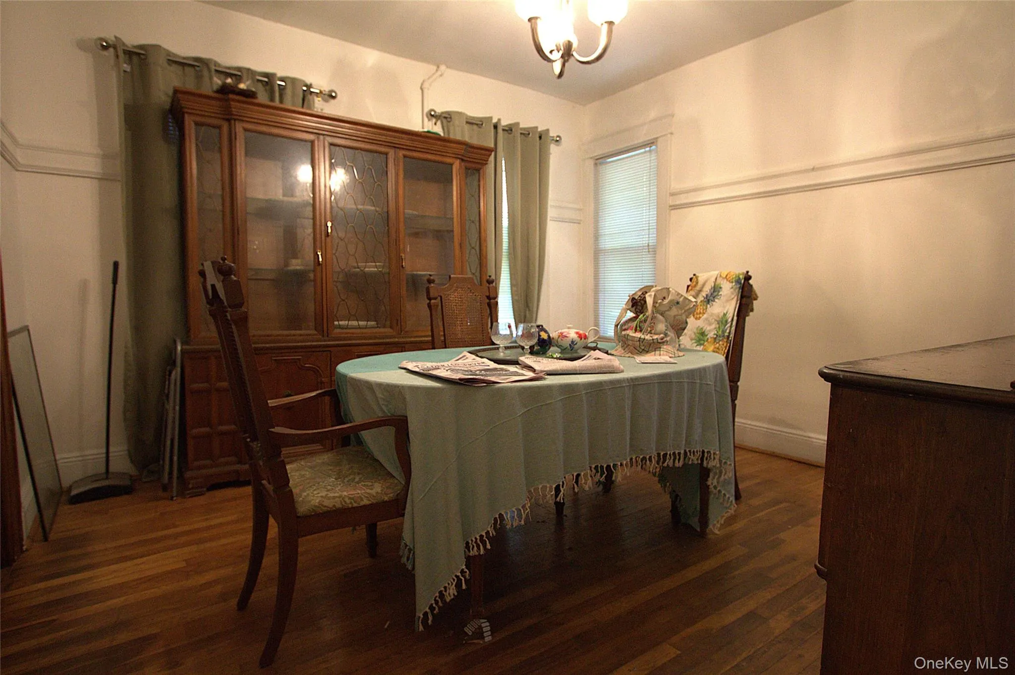 86-36 96th Street, New York, NY, 4 Bedrooms Bedrooms, 7 Rooms Rooms,1 BathroomBathrooms,Residential,For Rent,96th,0,1045482 86-36 96th Street, New York, NY, 4 Bedrooms Bedrooms, 7 Rooms Rooms,1 BathroomBathrooms,Residential,For Rent,96th,0,1045482