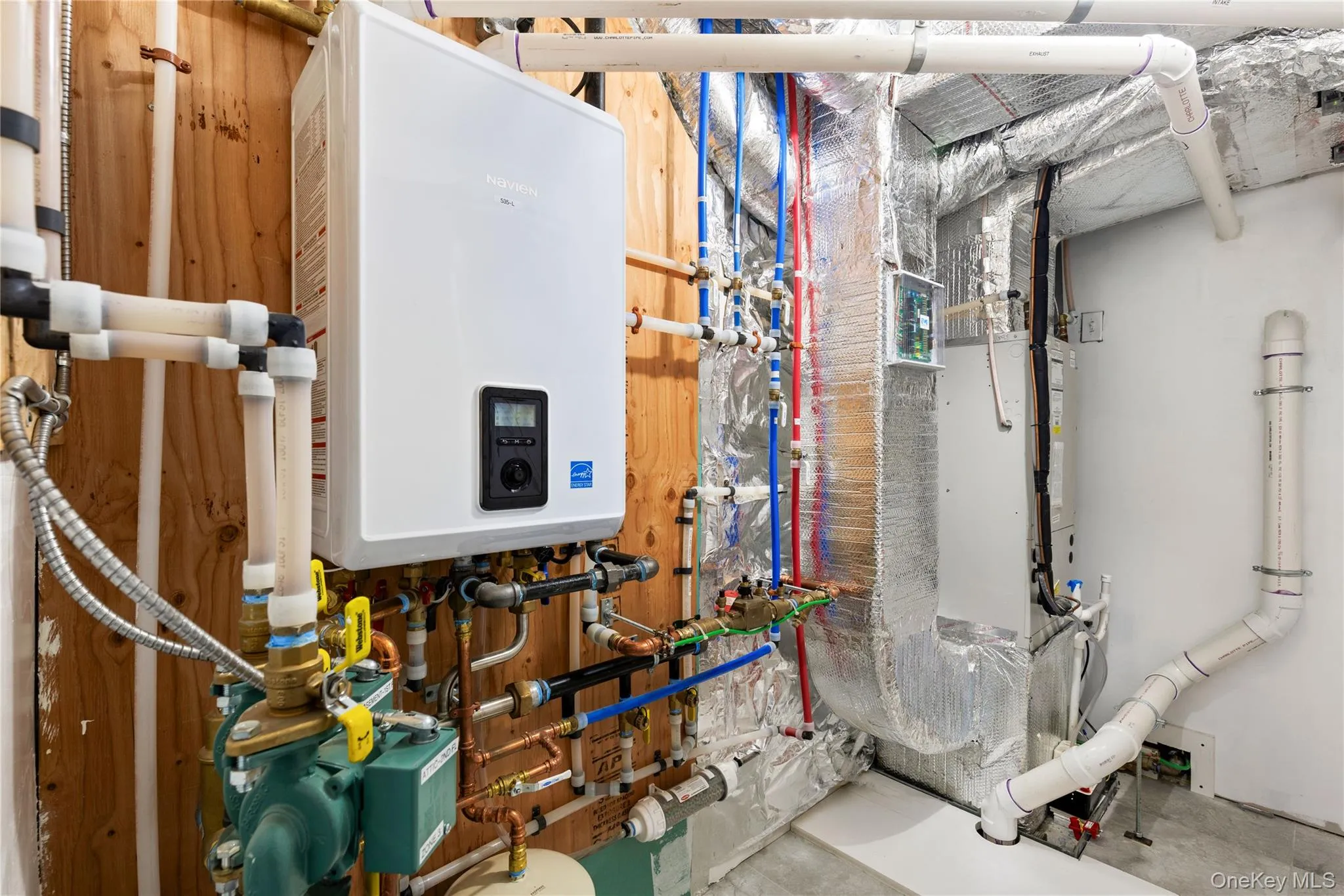 The utility room demonstrates the care and precision that has gone into the construction of this property from continuous hot water to zoned HVAC, to sound systems to high connectivity. The utility room demonstrates the care and precision that has gone into the construction of this property from continuous hot water to zoned HVAC, to sound systems to high connectivity.