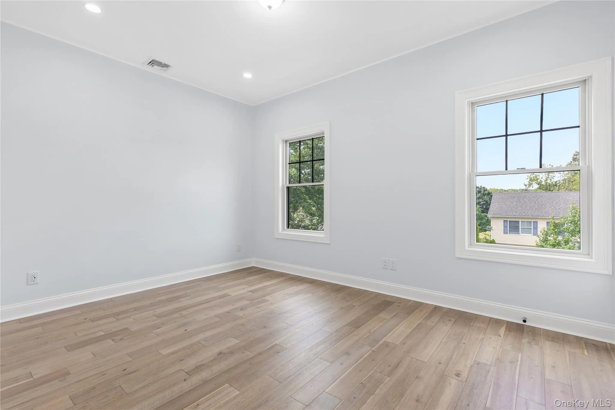Bedroom 1 is sunny and spacious. Bedroom 1 is sunny and spacious.