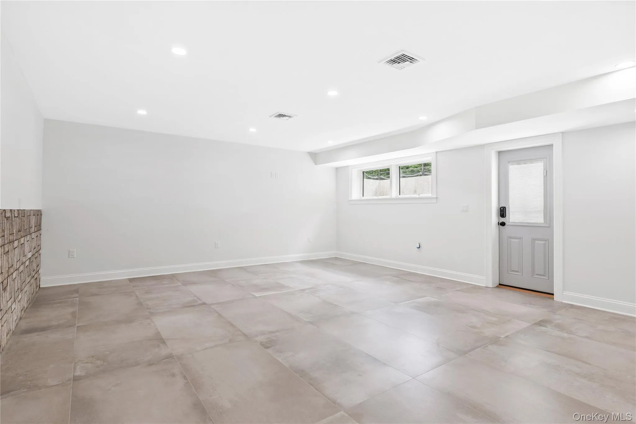 The Lower Level rec room is large and offers flexible use options depending on lifestyle needs. The Lower Level rec room is large and offers flexible use options depending on lifestyle needs.