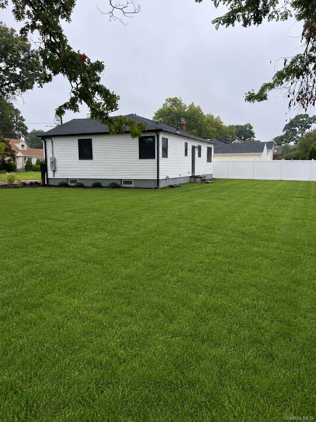 98 Beecher Road, Babylon, NY, 3 Bedrooms Bedrooms, 6 Rooms Rooms,1 BathroomBathrooms,Residential,For Rent,Beecher,0,1045493 98 Beecher Road, Babylon, NY, 3 Bedrooms Bedrooms, 6 Rooms Rooms,1 BathroomBathrooms,Residential,For Rent,Beecher,0,1045493