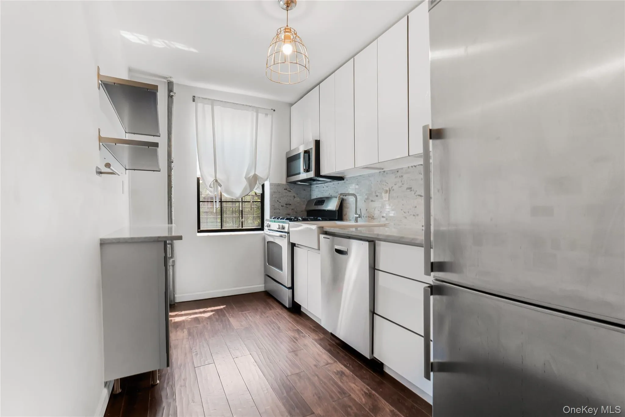 43-17 47th Street, New York, NY, 2 Bedrooms Bedrooms, 5 Rooms Rooms,1 BathroomBathrooms,Residential,For Rent,47th,0,1045494 43-17 47th Street, New York, NY, 2 Bedrooms Bedrooms, 5 Rooms Rooms,1 BathroomBathrooms,Residential,For Rent,47th,0,1045494
