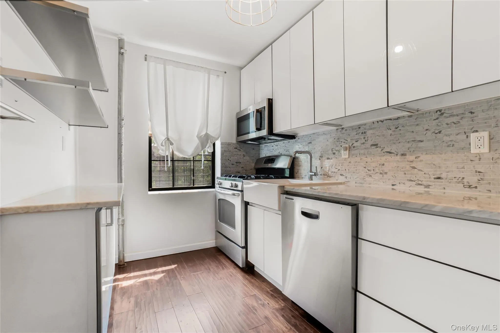 43-17 47th Street, New York, NY, 2 Bedrooms Bedrooms, 5 Rooms Rooms,1 BathroomBathrooms,Residential,For Rent,47th,0,1045494 43-17 47th Street, New York, NY, 2 Bedrooms Bedrooms, 5 Rooms Rooms,1 BathroomBathrooms,Residential,For Rent,47th,0,1045494