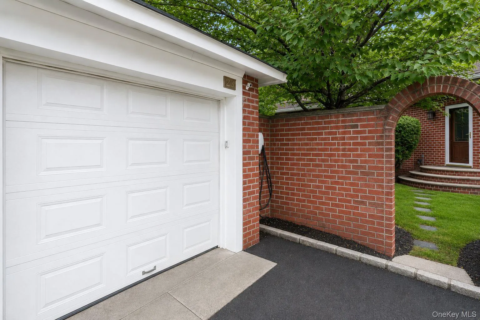 25 Allen Street, Greenburgh, NY, 4 Bedrooms Bedrooms, 12 Rooms Rooms,3 BathroomsBathrooms,Residential,For Rent,Allen,0,1045499 25 Allen Street, Greenburgh, NY, 4 Bedrooms Bedrooms, 12 Rooms Rooms,3 BathroomsBathrooms,Residential,For Rent,Allen,0,1045499