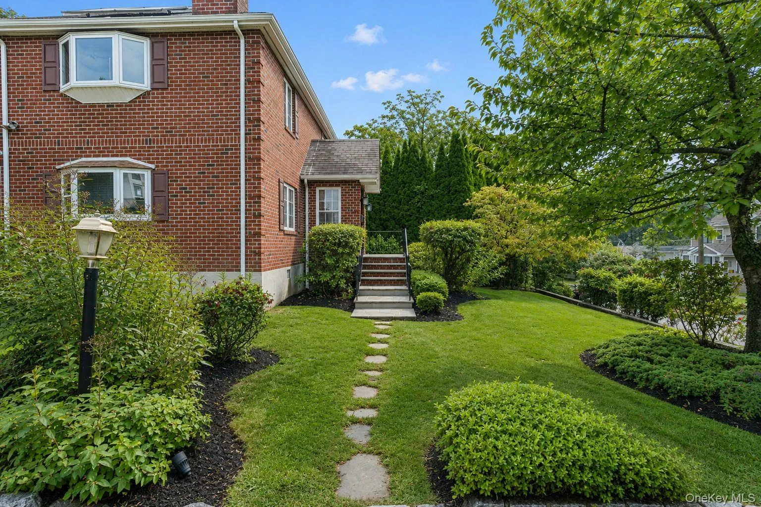 25 Allen Street, Greenburgh, NY, 4 Bedrooms Bedrooms, 12 Rooms Rooms,3 BathroomsBathrooms,Residential,For Rent,Allen,0,1045499 25 Allen Street, Greenburgh, NY, 4 Bedrooms Bedrooms, 12 Rooms Rooms,3 BathroomsBathrooms,Residential,For Rent,Allen,0,1045499