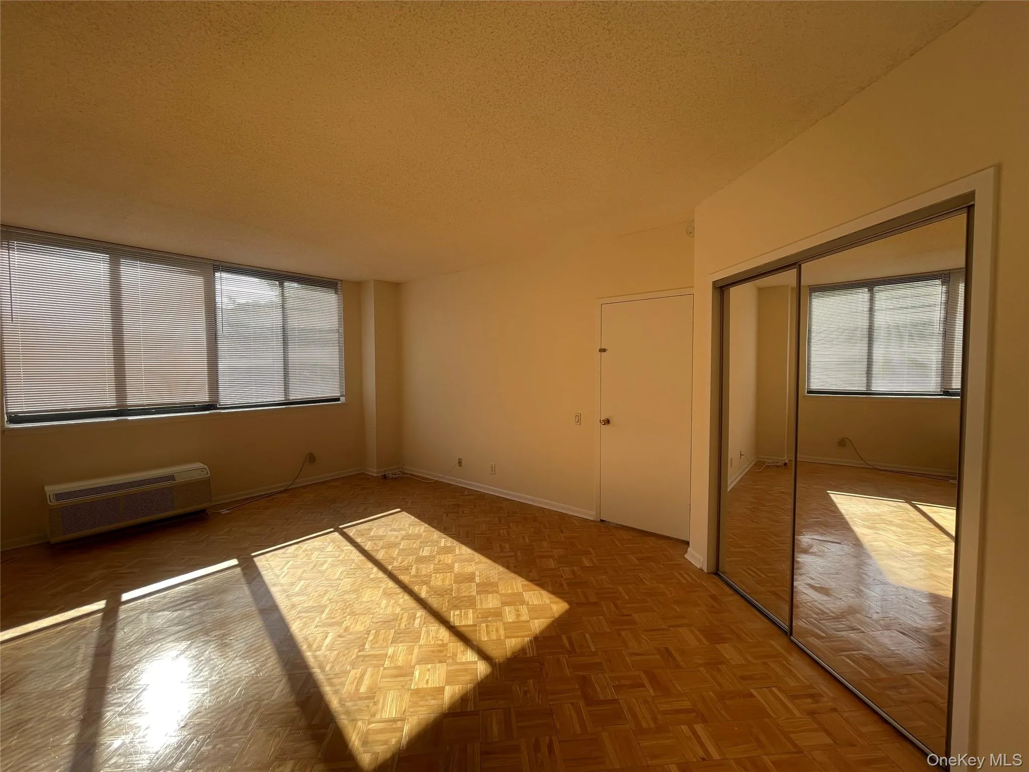 50 Hartsdale Avenue, Greenburgh, NY, 2 Bedrooms Bedrooms, 3 Rooms Rooms,2 BathroomsBathrooms,Residential Lease,For Rent,Hartsdale,0,1045500 50 Hartsdale Avenue, Greenburgh, NY, 2 Bedrooms Bedrooms, 3 Rooms Rooms,2 BathroomsBathrooms,Residential Lease,For Rent,Hartsdale,0,1045500