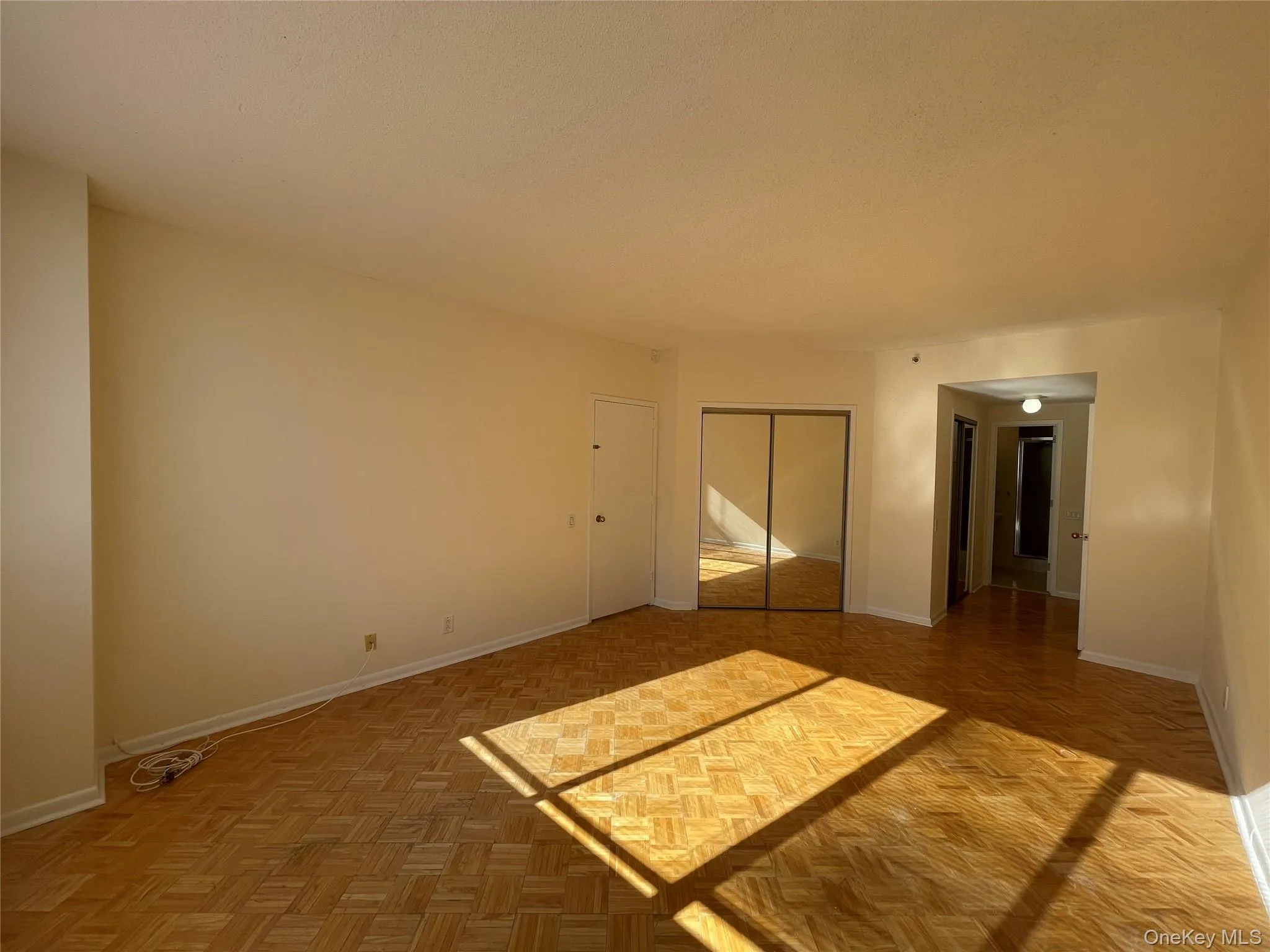 50 Hartsdale Avenue, Greenburgh, NY, 2 Bedrooms Bedrooms, 3 Rooms Rooms,2 BathroomsBathrooms,Residential Lease,For Rent,Hartsdale,0,1045500 50 Hartsdale Avenue, Greenburgh, NY, 2 Bedrooms Bedrooms, 3 Rooms Rooms,2 BathroomsBathrooms,Residential Lease,For Rent,Hartsdale,0,1045500