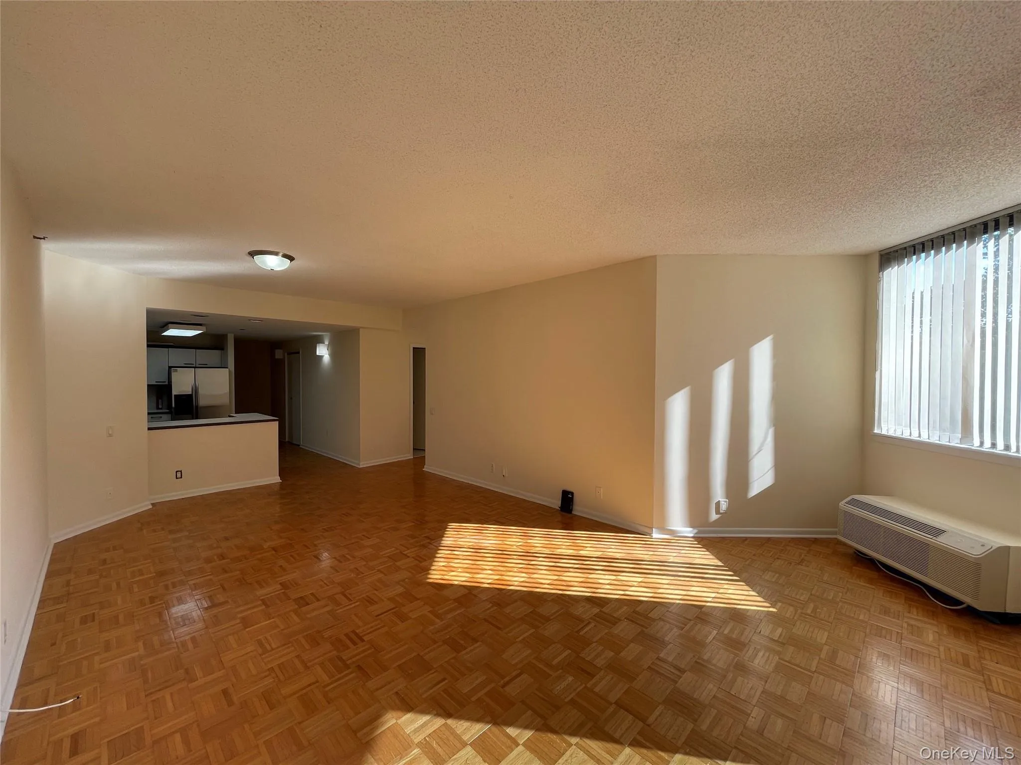 50 Hartsdale Avenue, Greenburgh, NY, 2 Bedrooms Bedrooms, 3 Rooms Rooms,2 BathroomsBathrooms,Residential Lease,For Rent,Hartsdale,0,1045500 50 Hartsdale Avenue, Greenburgh, NY, 2 Bedrooms Bedrooms, 3 Rooms Rooms,2 BathroomsBathrooms,Residential Lease,For Rent,Hartsdale,0,1045500