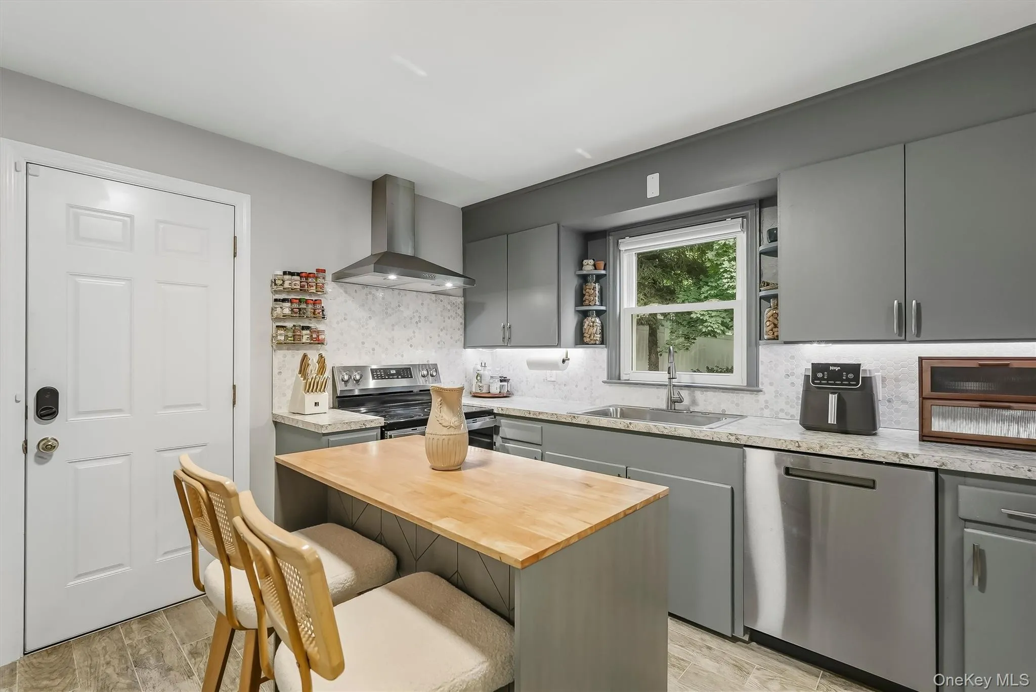 7 Highland Drive, Cortlandt, NY, 4 Bedrooms Bedrooms, 8 Rooms Rooms,2 BathroomsBathrooms,Residential,For Rent,Highland,0,1045502 7 Highland Drive, Cortlandt, NY, 4 Bedrooms Bedrooms, 8 Rooms Rooms,2 BathroomsBathrooms,Residential,For Rent,Highland,0,1045502