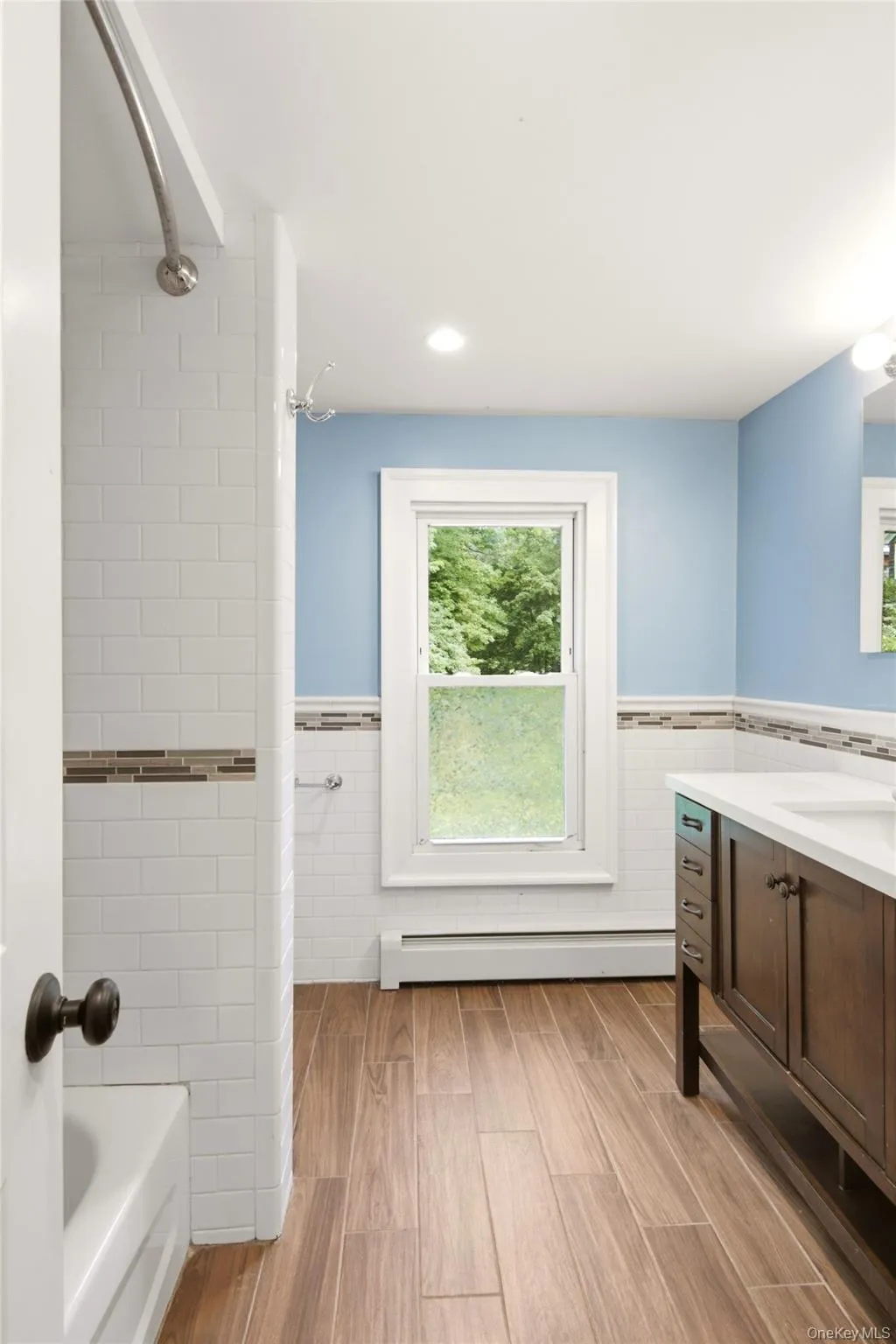 69 Ridgeway Avenue, Brookhaven, NY, 3 Bedrooms Bedrooms, 7 Rooms Rooms,1 BathroomBathrooms,Residential,For Rent,Ridgeway,0,1045503 69 Ridgeway Avenue, Brookhaven, NY, 3 Bedrooms Bedrooms, 7 Rooms Rooms,1 BathroomBathrooms,Residential,For Rent,Ridgeway,0,1045503