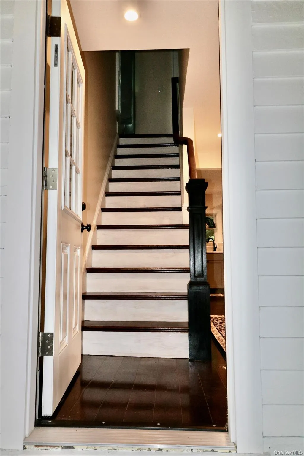 69 Ridgeway Avenue, Brookhaven, NY, 3 Bedrooms Bedrooms, 7 Rooms Rooms,1 BathroomBathrooms,Residential,For Rent,Ridgeway,0,1045503 69 Ridgeway Avenue, Brookhaven, NY, 3 Bedrooms Bedrooms, 7 Rooms Rooms,1 BathroomBathrooms,Residential,For Rent,Ridgeway,0,1045503