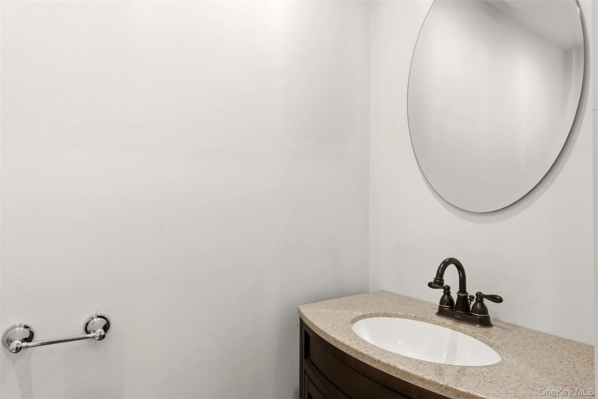 69 Ridgeway Avenue, Brookhaven, NY, 3 Bedrooms Bedrooms, 7 Rooms Rooms,1 BathroomBathrooms,Residential,For Rent,Ridgeway,0,1045503 69 Ridgeway Avenue, Brookhaven, NY, 3 Bedrooms Bedrooms, 7 Rooms Rooms,1 BathroomBathrooms,Residential,For Rent,Ridgeway,0,1045503