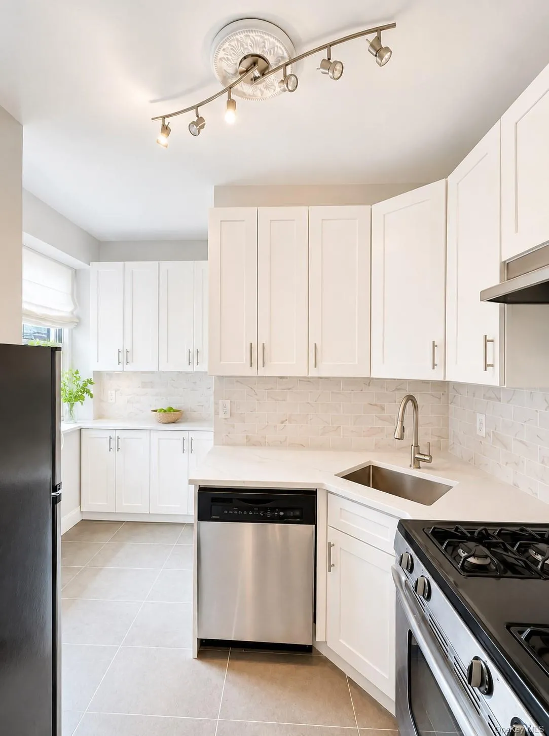 60 Broad Street, Mount Vernon, NY, 1 Bedroom Bedrooms, 3 Rooms Rooms,1 BathroomBathrooms,Residential,For Rent,Broad,0,1045505 60 Broad Street, Mount Vernon, NY, 1 Bedroom Bedrooms, 3 Rooms Rooms,1 BathroomBathrooms,Residential,For Rent,Broad,0,1045505