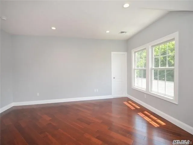 12 Nesaquake Avenue, North Hempstead, NY, 3 Bedrooms Bedrooms, 5 Rooms Rooms,2 BathroomsBathrooms,Residential Lease,For Rent,Nesaquake,0,1045506 12 Nesaquake Avenue, North Hempstead, NY, 3 Bedrooms Bedrooms, 5 Rooms Rooms,2 BathroomsBathrooms,Residential Lease,For Rent,Nesaquake,0,1045506