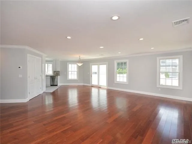 12 Nesaquake Avenue, North Hempstead, NY, 3 Bedrooms Bedrooms, 5 Rooms Rooms,2 BathroomsBathrooms,Residential Lease,For Rent,Nesaquake,0,1045506 12 Nesaquake Avenue, North Hempstead, NY, 3 Bedrooms Bedrooms, 5 Rooms Rooms,2 BathroomsBathrooms,Residential Lease,For Rent,Nesaquake,0,1045506