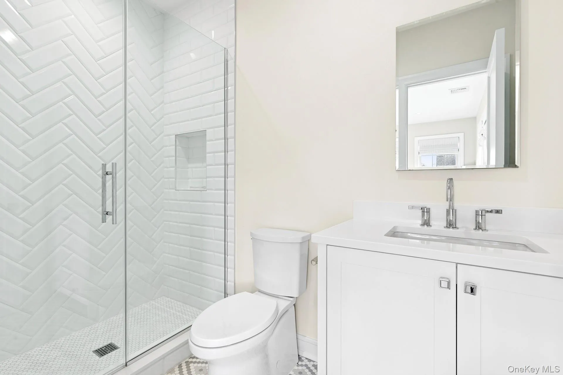165 Oneck Lane, Southampton, NY, 5 Bedrooms Bedrooms, 12 Rooms Rooms,5 BathroomsBathrooms,Residential Lease,For Rent,Oneck,0,1045512 165 Oneck Lane, Southampton, NY, 5 Bedrooms Bedrooms, 12 Rooms Rooms,5 BathroomsBathrooms,Residential Lease,For Rent,Oneck,0,1045512