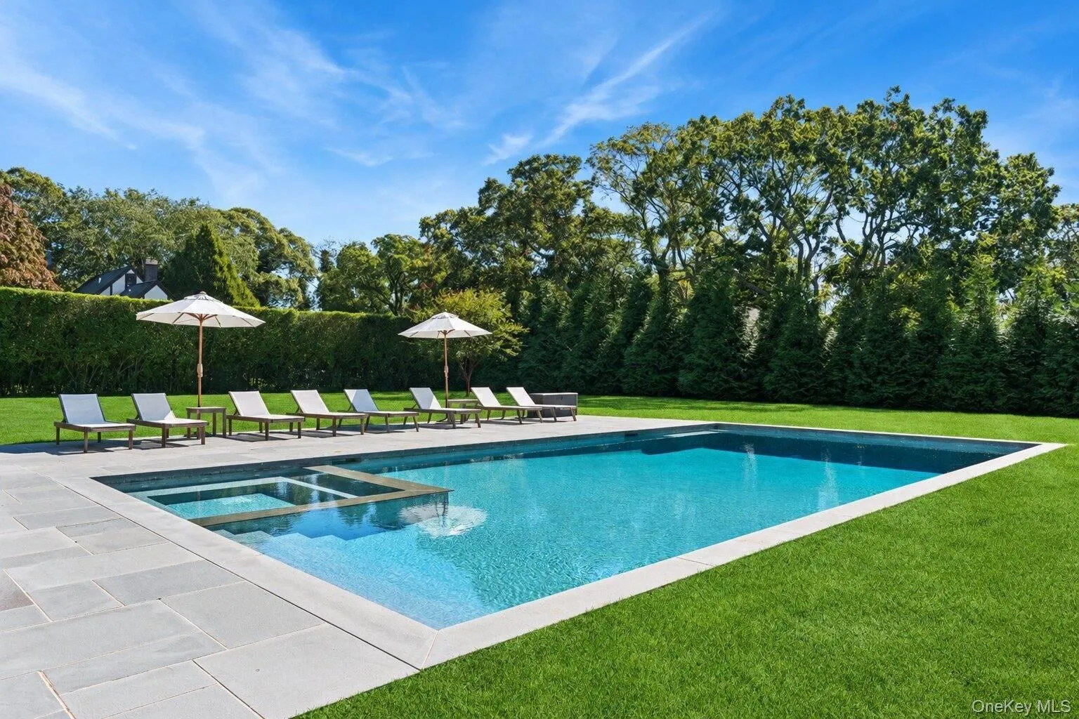 165 Oneck Lane, Southampton, New York 11978