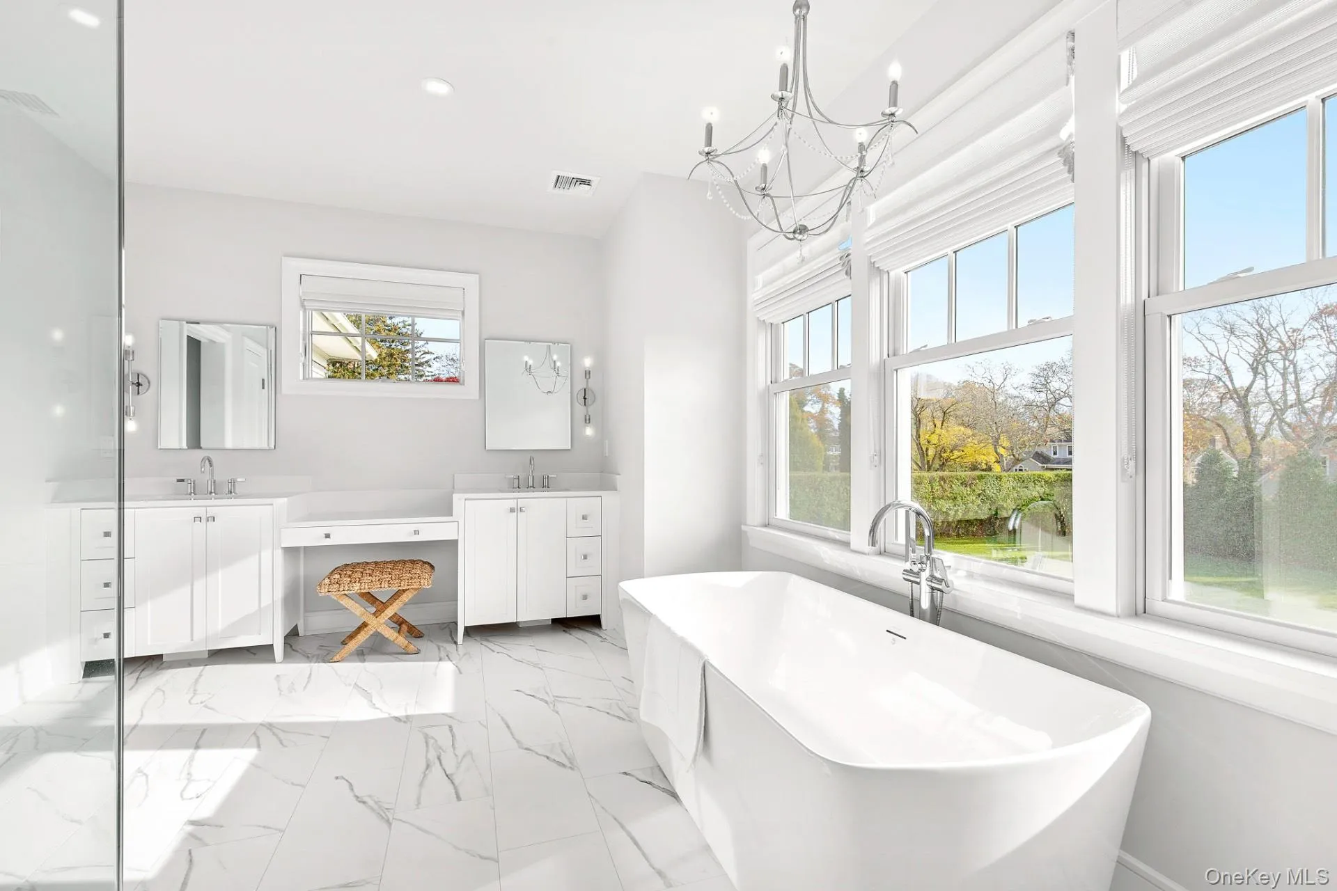 165 Oneck Lane, Southampton, NY, 5 Bedrooms Bedrooms, 12 Rooms Rooms,5 BathroomsBathrooms,Residential Lease,For Rent,Oneck,0,1045512 165 Oneck Lane, Southampton, NY, 5 Bedrooms Bedrooms, 12 Rooms Rooms,5 BathroomsBathrooms,Residential Lease,For Rent,Oneck,0,1045512