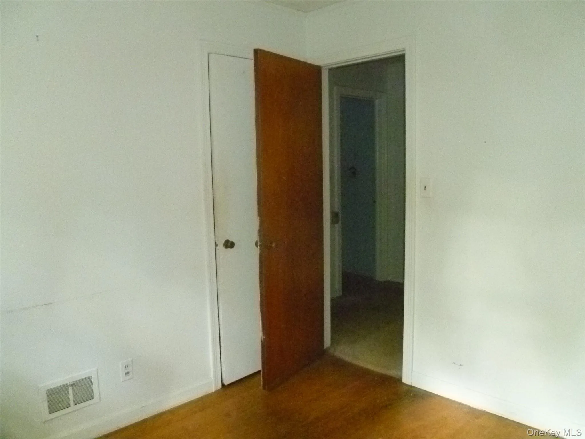 17 Chestnut Lane, Newburgh (town), NY, 3 Bedrooms Bedrooms, 7 Rooms Rooms,1 BathroomBathrooms,Residential,For Rent,Chestnut,0,1045516 17 Chestnut Lane, Newburgh (town), NY, 3 Bedrooms Bedrooms, 7 Rooms Rooms,1 BathroomBathrooms,Residential,For Rent,Chestnut,0,1045516