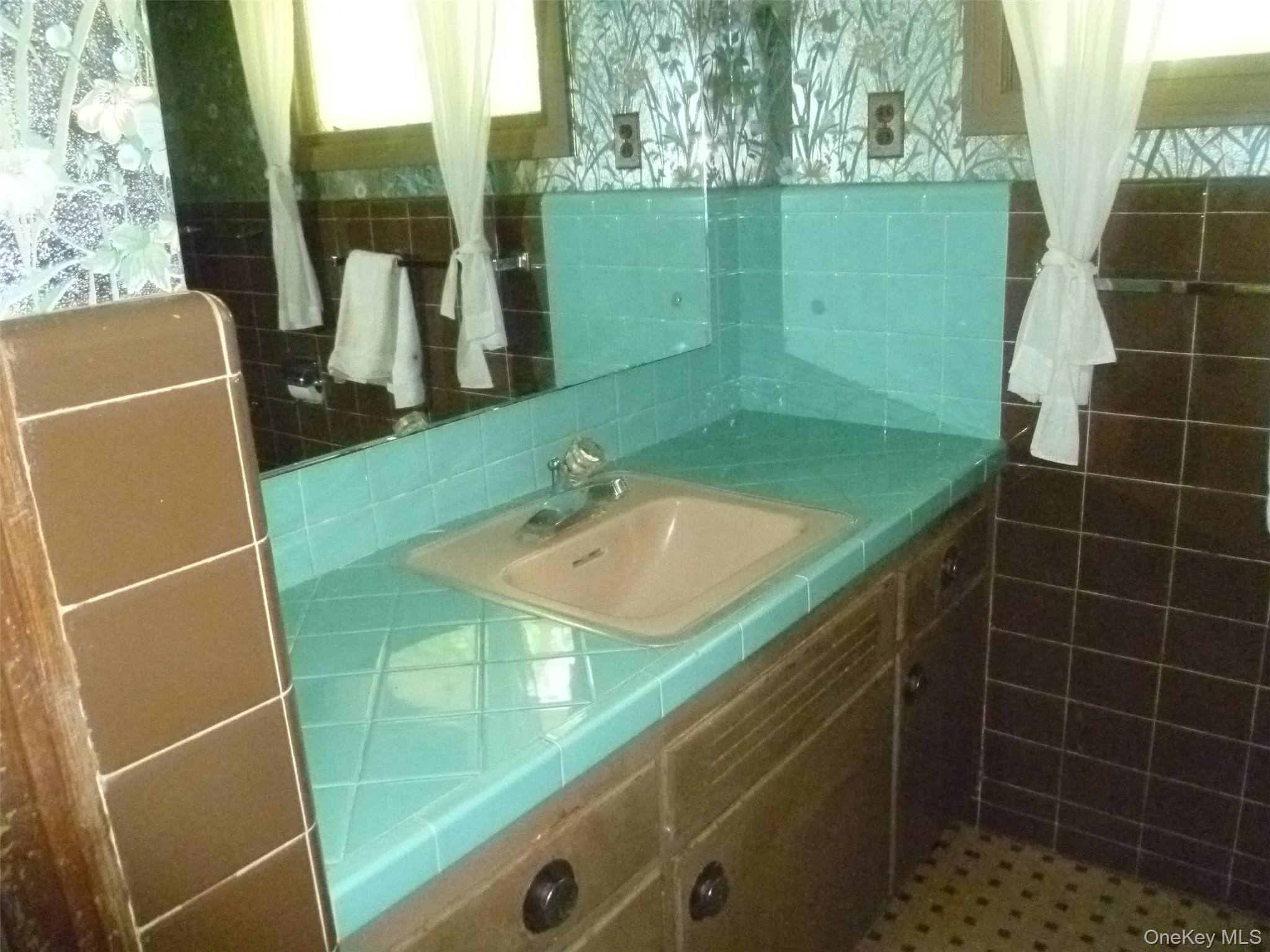17 Chestnut Lane, Newburgh (town), NY, 3 Bedrooms Bedrooms, 7 Rooms Rooms,1 BathroomBathrooms,Residential,For Rent,Chestnut,0,1045516 17 Chestnut Lane, Newburgh (town), NY, 3 Bedrooms Bedrooms, 7 Rooms Rooms,1 BathroomBathrooms,Residential,For Rent,Chestnut,0,1045516