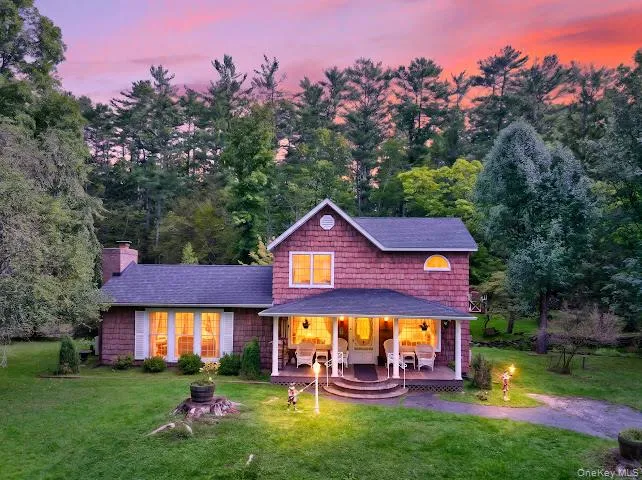 44 Airport Road, Highland, NY, 3 Bedrooms Bedrooms, 10 Rooms Rooms,2 BathroomsBathrooms,Residential,For Rent,Airport,0,1045519 44 Airport Road, Highland, NY, 3 Bedrooms Bedrooms, 10 Rooms Rooms,2 BathroomsBathrooms,Residential,For Rent,Airport,0,1045519