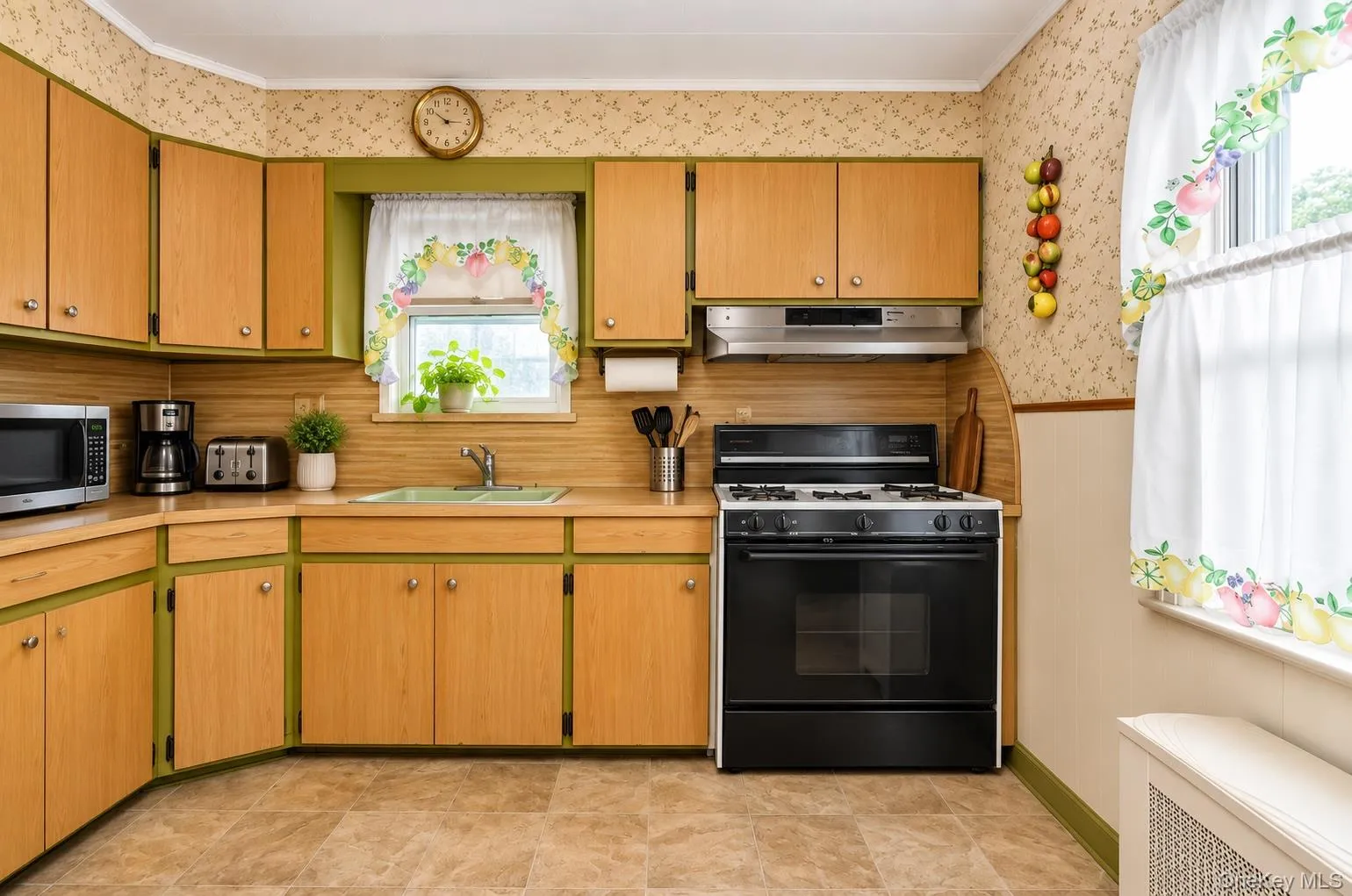 114-31 210th Street, New York, NY, 4 Bedrooms Bedrooms, 9 Rooms Rooms,1 BathroomBathrooms,Residential,For Rent,210th,0,1045523 114-31 210th Street, New York, NY, 4 Bedrooms Bedrooms, 9 Rooms Rooms,1 BathroomBathrooms,Residential,For Rent,210th,0,1045523