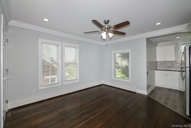 172 Fire Island Avenue, Babylon, NY, 1 Bedroom Bedrooms, 4 Rooms Rooms,1 BathroomBathrooms,Residential Lease,For Rent,Fire Island,0,1045525 172 Fire Island Avenue, Babylon, NY, 1 Bedroom Bedrooms, 4 Rooms Rooms,1 BathroomBathrooms,Residential Lease,For Rent,Fire Island,0,1045525