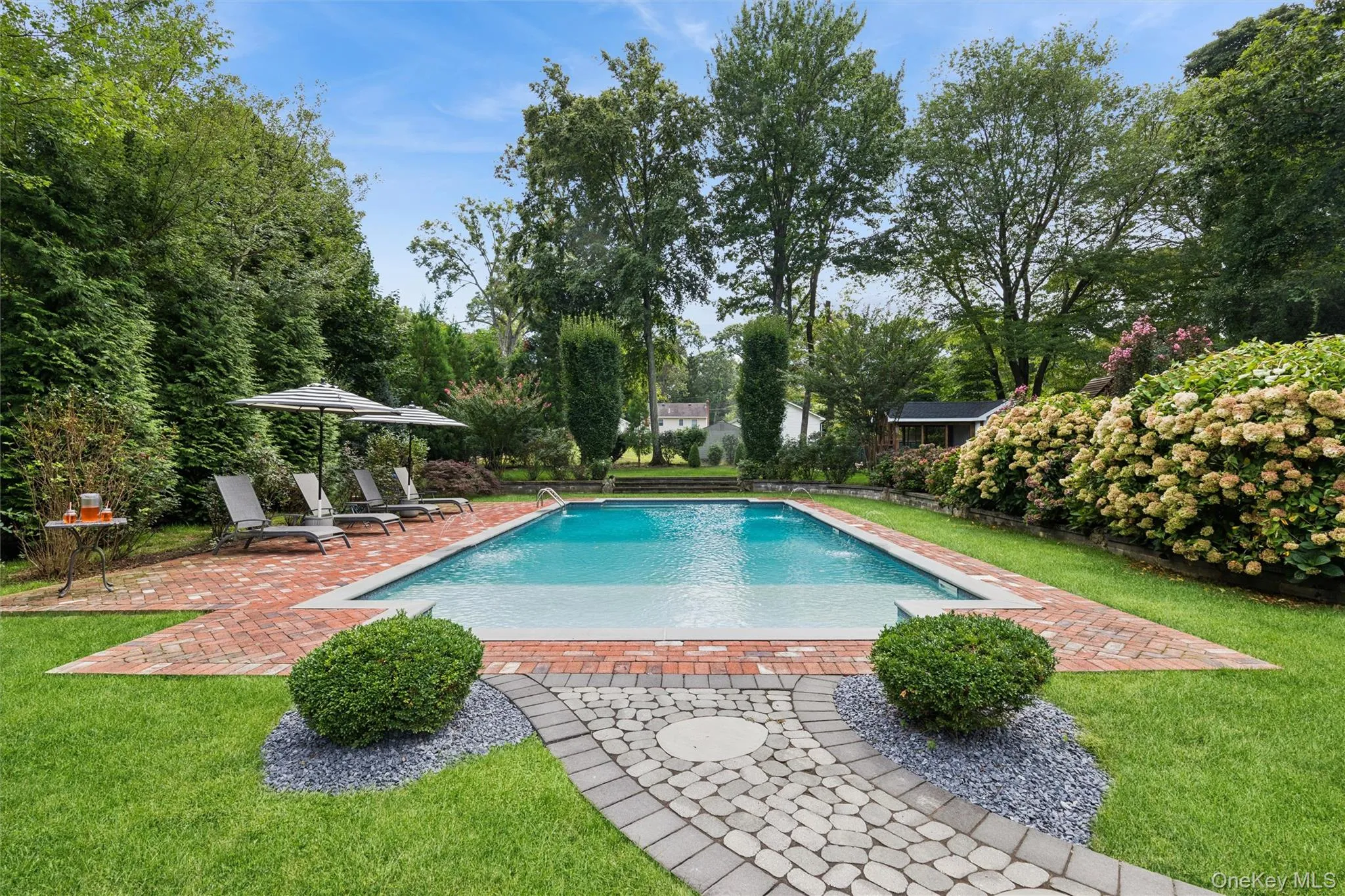 351 Forest Lane, Smithtown, NY, 5 Bedrooms Bedrooms, 11 Rooms Rooms,3 BathroomsBathrooms,Residential,For Rent,Forest,0,1045526 351 Forest Lane, Smithtown, NY, 5 Bedrooms Bedrooms, 11 Rooms Rooms,3 BathroomsBathrooms,Residential,For Rent,Forest,0,1045526