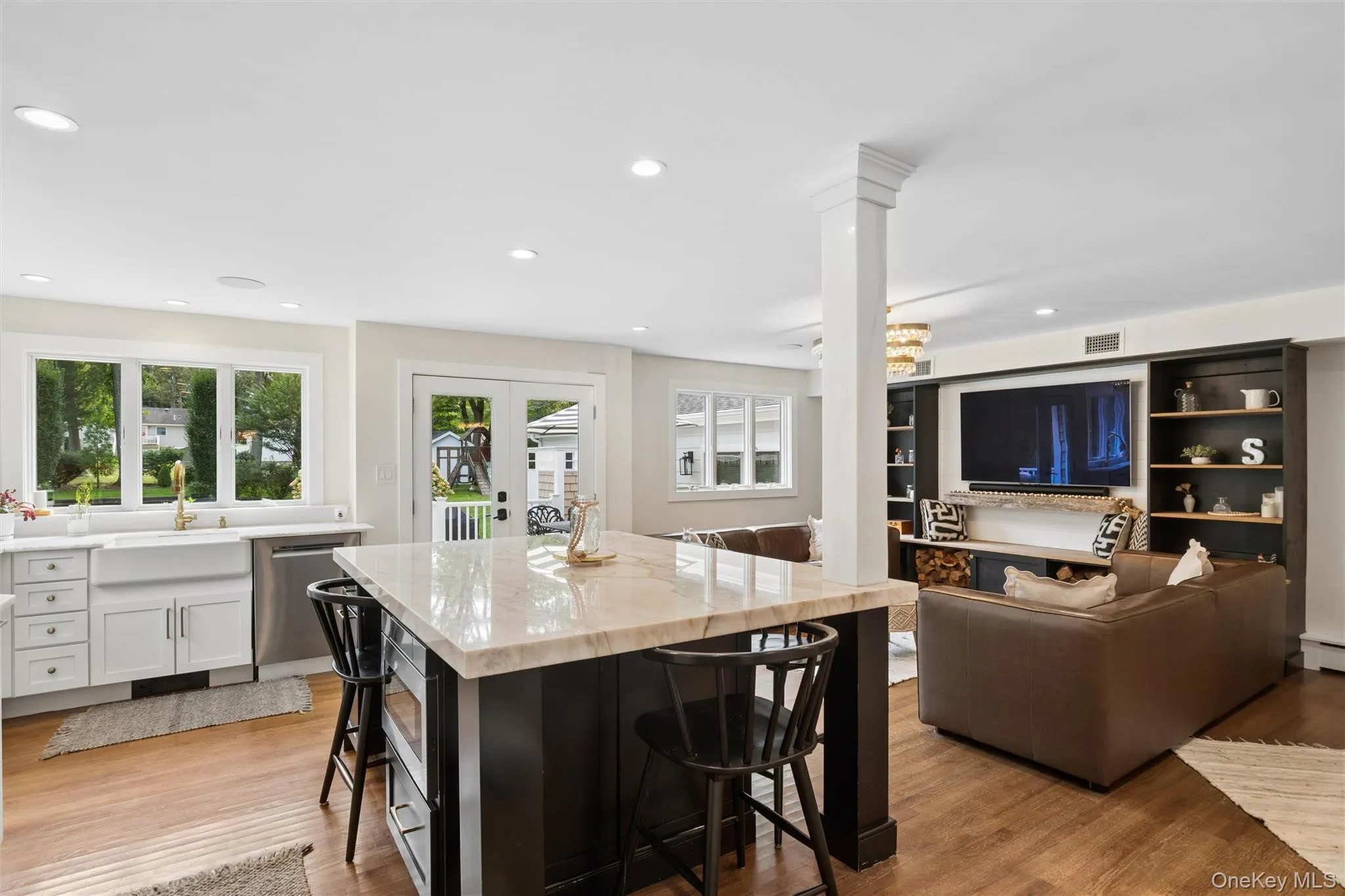351 Forest Lane, Smithtown, NY, 5 Bedrooms Bedrooms, 11 Rooms Rooms,3 BathroomsBathrooms,Residential,For Rent,Forest,0,1045526 351 Forest Lane, Smithtown, NY, 5 Bedrooms Bedrooms, 11 Rooms Rooms,3 BathroomsBathrooms,Residential,For Rent,Forest,0,1045526