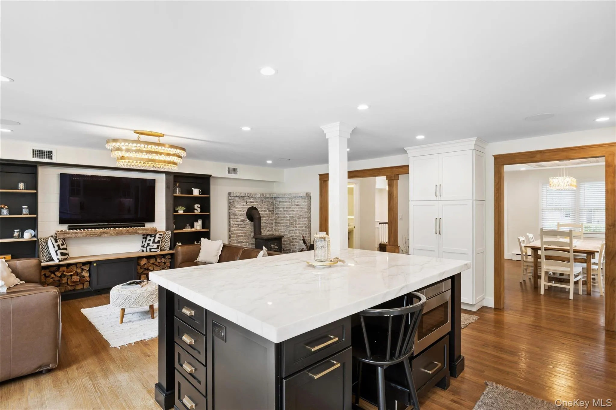 351 Forest Lane, Smithtown, NY, 5 Bedrooms Bedrooms, 11 Rooms Rooms,3 BathroomsBathrooms,Residential,For Rent,Forest,0,1045526 351 Forest Lane, Smithtown, NY, 5 Bedrooms Bedrooms, 11 Rooms Rooms,3 BathroomsBathrooms,Residential,For Rent,Forest,0,1045526